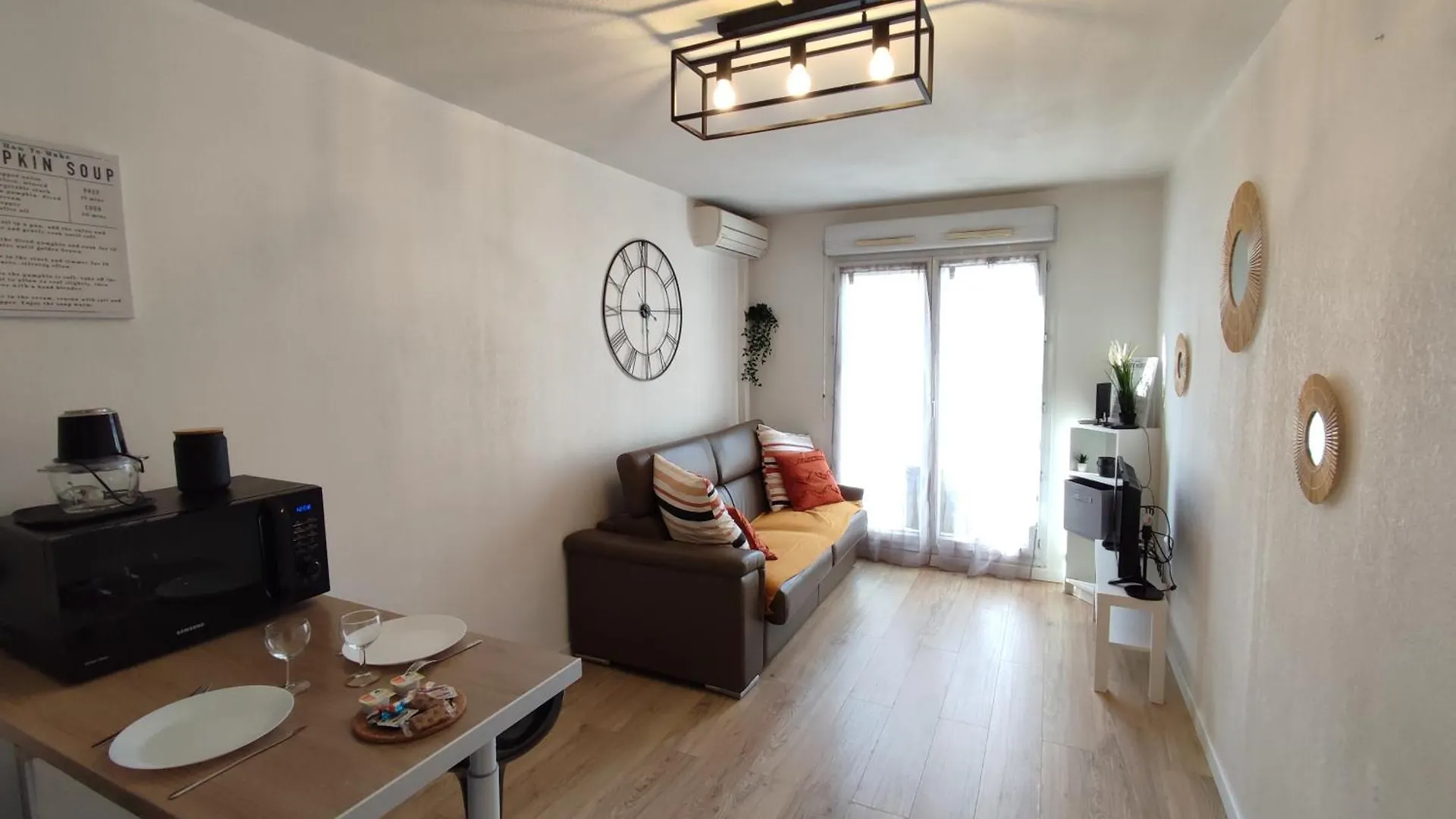 Apartamento Appartement Climatise Avec Parking A 6Min A Pied De La Gare St Charles Marsella Francia